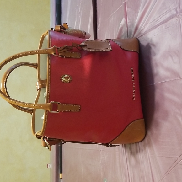 Purses - Picture 2 of 2